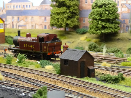 Kit D2 Platelayers Hut set lineside on the exhibition layout 'Loughborough Road'\\n\\n07/06/2016 12:00