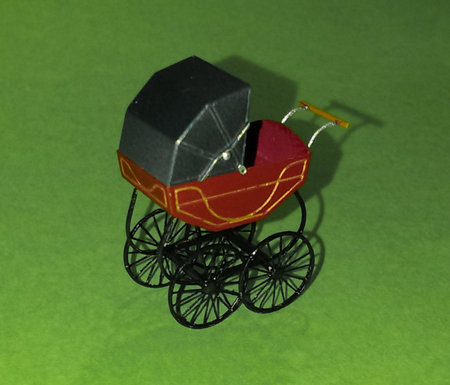 A slightly modified kit O9 pram by Thomas Heller, in classic colours.\\n\\n16/09/2017 16:13